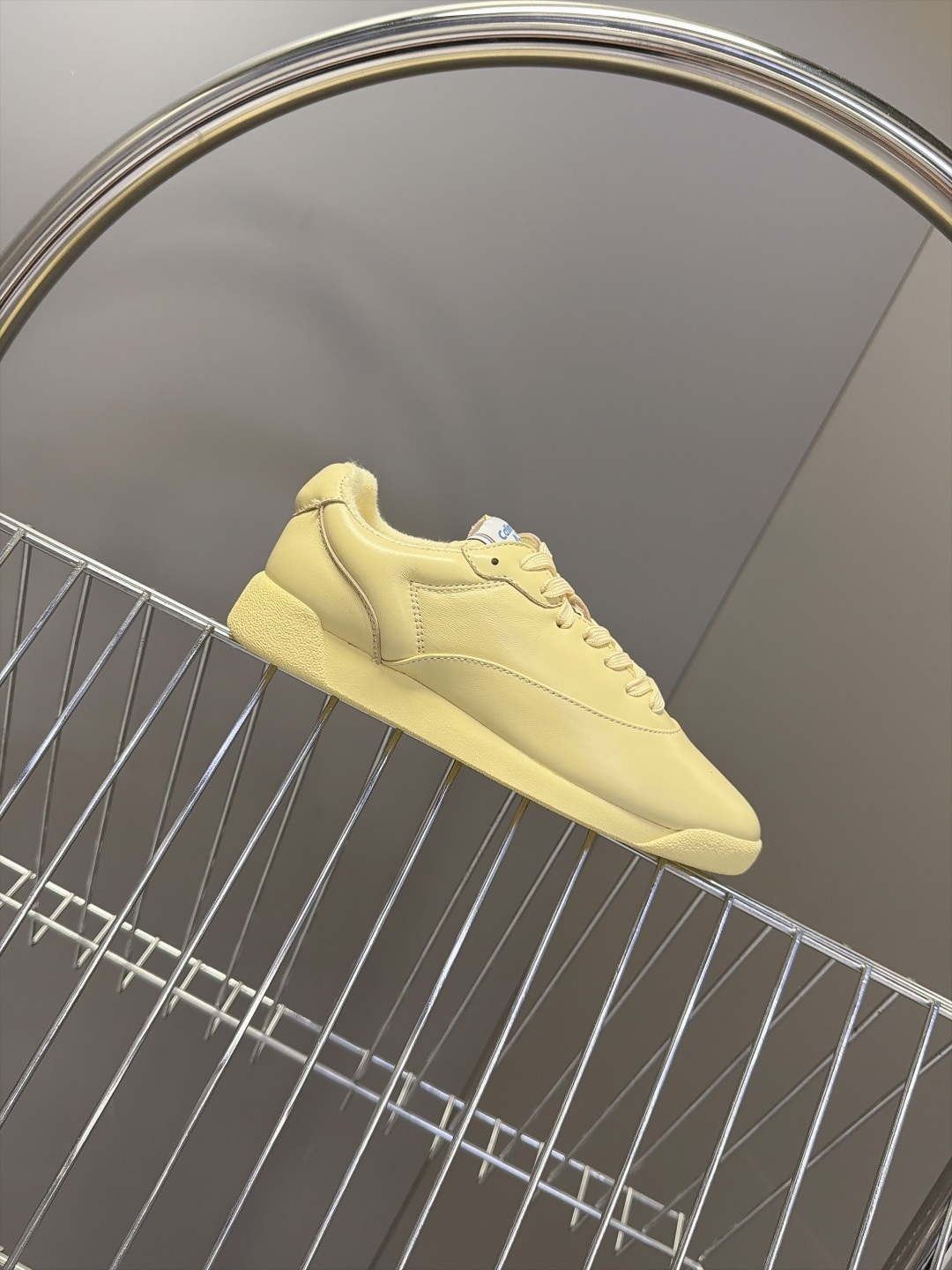 Celine思琳 × Reebok锐步最新联名款复古德训鞋 超多明星网红种草 Celine与Reebok的重磅联名款 融