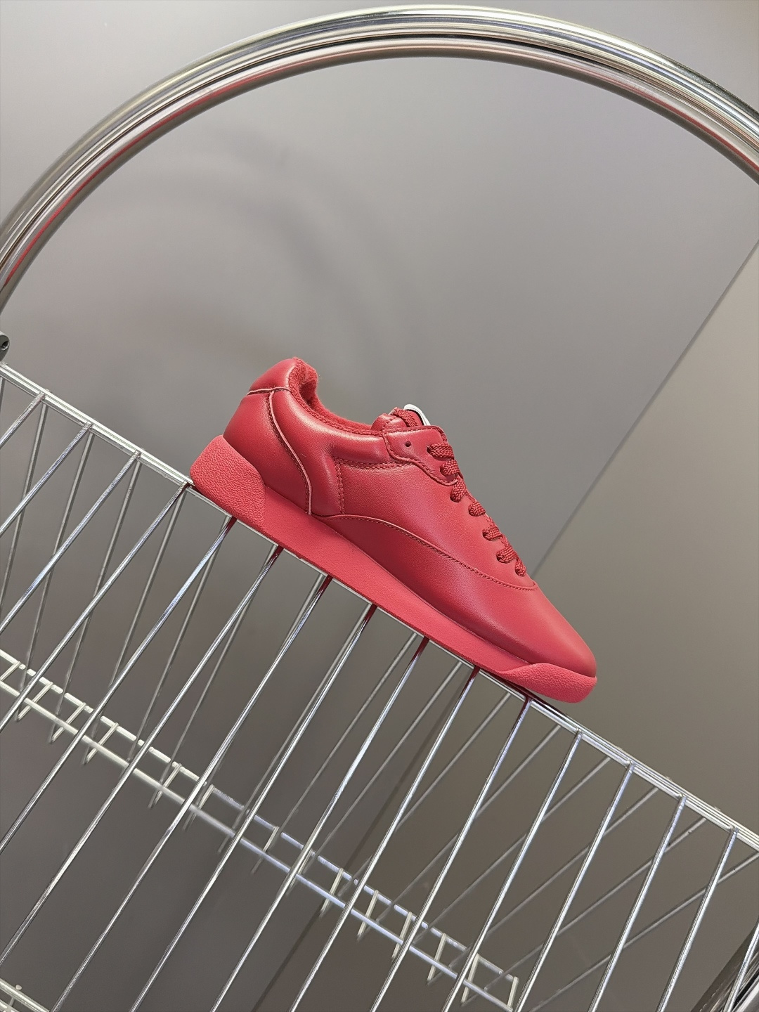 Celine思琳 × Reebok锐步最新联名款复古德训鞋 超多明星网红种草 Celine与Reebok的重磅联名款 融
