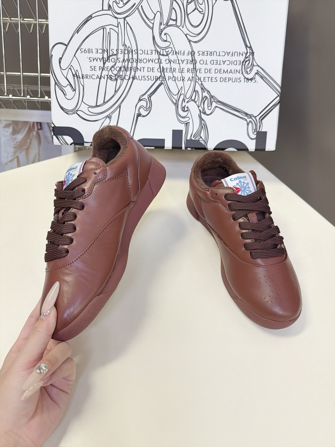 Celine思琳 × Reebok锐步最新联名款复古德训鞋 超多明星网红种草 Celine与Reebok的重磅联名款 融