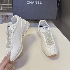 CHANEL香奈儿最新款复古德训运动鞋| 超多明星网红种草 复古流线德训鞋型 简约流畅鞋身 拼接撞色设计 侧面标志性立体 CHANEL香奈儿最新款复古德训运动鞋| 超多明星网红种草 复古流线德训鞋型 简约流畅鞋身 拼接撞色设计 侧面标志性立体