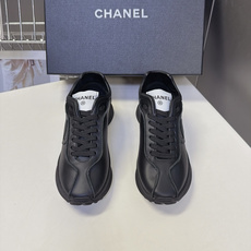 CHANEL香奈儿最新款复古德训运动鞋| 超多明星网红种草 复古流线德训鞋型 简约流畅鞋身 拼接撞色设计 侧面标志性立体 CHANEL香奈儿最新款复古德训运动鞋| 超多明星网红种草 复古流线德训鞋型 简约流畅鞋身 拼接撞色设计 侧面标志性立体