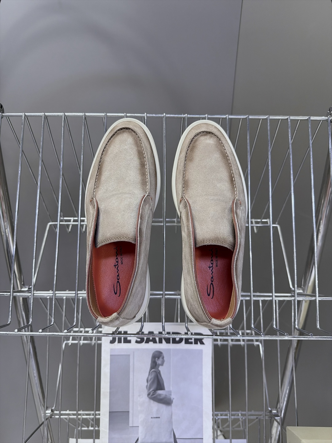 Santoni 圣东尼老钱风高帮无套脚切尔西休闲靴 超多明星网红种草 Santoni新款高帮一脚蹬切尔西 延续品牌标志性 Santoni 圣东尼老钱风高帮无套脚切尔西休闲靴 超多明星网红种草 Santoni新款高帮一脚蹬切尔西 延续品牌标志性