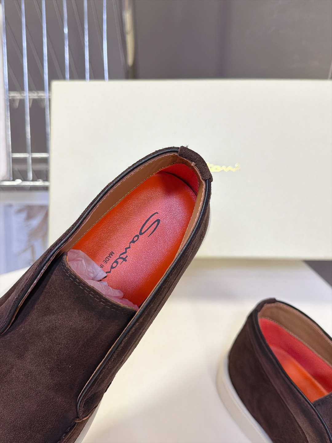 Santoni 圣东尼老钱风高帮无套脚切尔西休闲靴 超多明星网红种草 Santoni新款高帮一脚蹬切尔西 延续品牌标志性