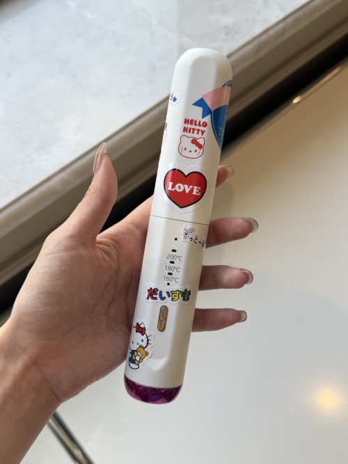 Hello Kitty Hair Straightener Brush 2-in-1 Portable Heating Comb Styling Tool 1 Hello Kitty Hair Straightener Brush 2-in-1 Portable Heating Comb Styling Tool