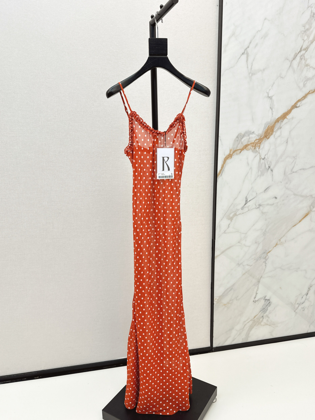 NO:295437,Exclusive first launch, fashionable and niche design, 25Ss————The latest printed dress in early spring, fresh holiday style, romantic and elegant white and rich beauty essentials, imported printed silk fabric, one-color spot-on xssml, skirts, real silk, alexander wang19860909独家首发 时髦小众设计 25Ss———早春最新款印花连衣裙清新的度假风气息 浪漫优雅的白富美必备单品 进口印花真丝面料 一色现货发售xssml,,skirts,real silk,alexander wang,Women's clothing