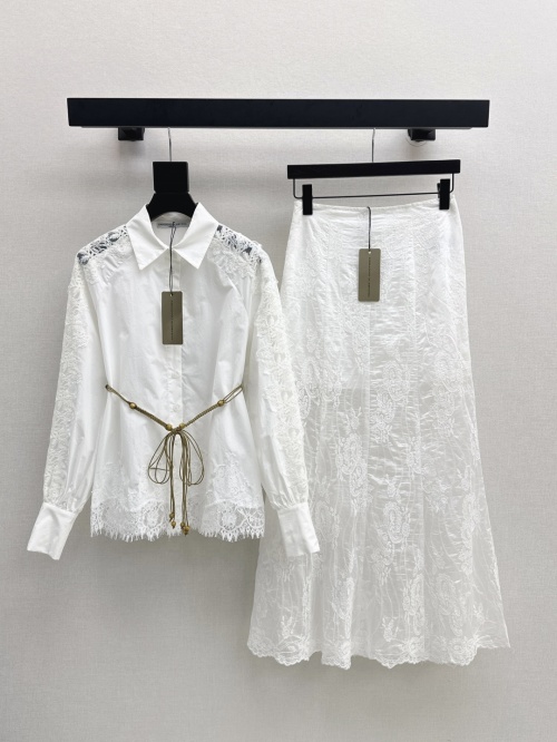 Elegant Lace Set: Women's Embroidered Lace Shirt and Fishtail Skirt