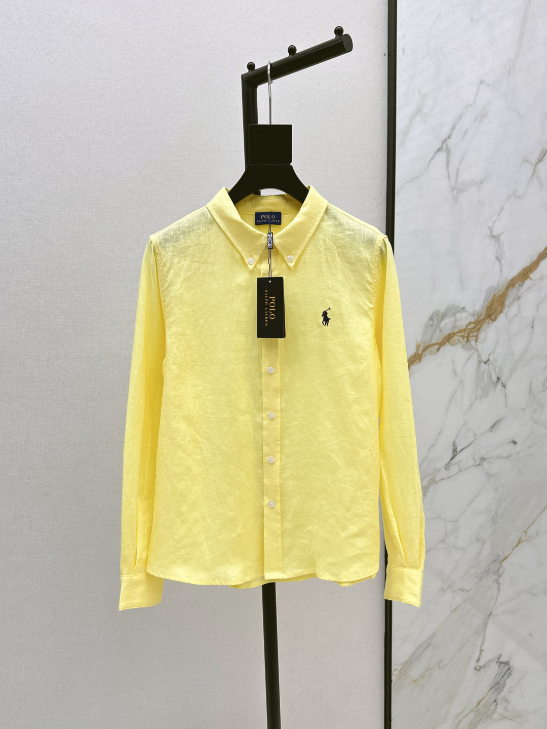 NO:421505,Old Qian style outfit RL 25Ss————The latest spring and summer pony logo embroidered linen sunscreen shirt, classic logo embroidery decoration on chest, daily necessities, multi-functional sun protection with street concave shape, using linen fabric, breathable and comfortable, three-color spot on sale sml,,shirts,alexander wang19860909老钱风穿搭 RL 25Ss————春夏最新款小马logo刺绣亚麻防晒衬衫 胸前经典logo刺绣装饰 日常必备款 出街凹造型防晒多功能 采用亚麻面料 透气又贴身舒适 三色现货发售sml,,shirts,alexander wang,Women's clothing