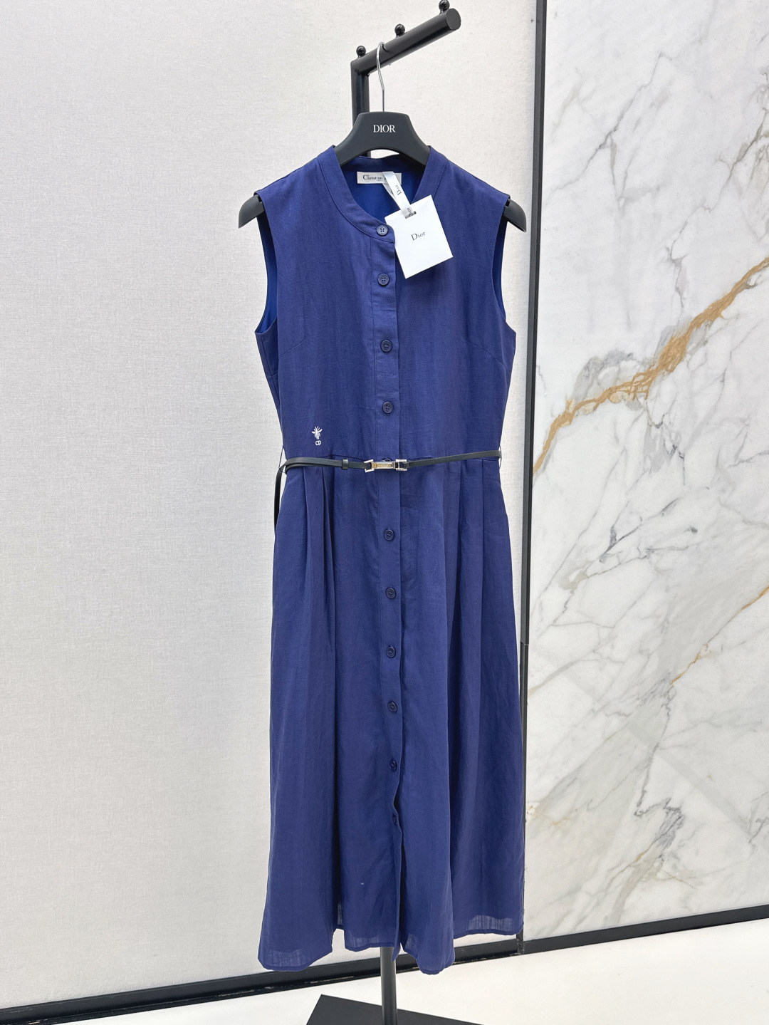 NO:436161,CD 25Ss—————The latest spring and summer styles to wear non-mediocre long dresses Customized linen fabrics Random and comfortable casual skirts to save the heat of summer The fabric is light and breathable The waist adopts pleated waist-hugging method The entire design is in place in one step Simple and practical delivery belt Two colors are available for sale in stock sml, skirts, alexander wang19860909CD 25Ss————春夏最新款实穿不平庸的长款连衣裙 定制亚麻面料 一秒出门的随性 随性惬意的休闲裙拯救夏日炎热感 面料轻薄透气 腰部采用褶皱收腰做法 整个设计一步到位 简洁实穿 配送腰带 两色现货发售sml,,skirts,alexander wang,Women's clothing