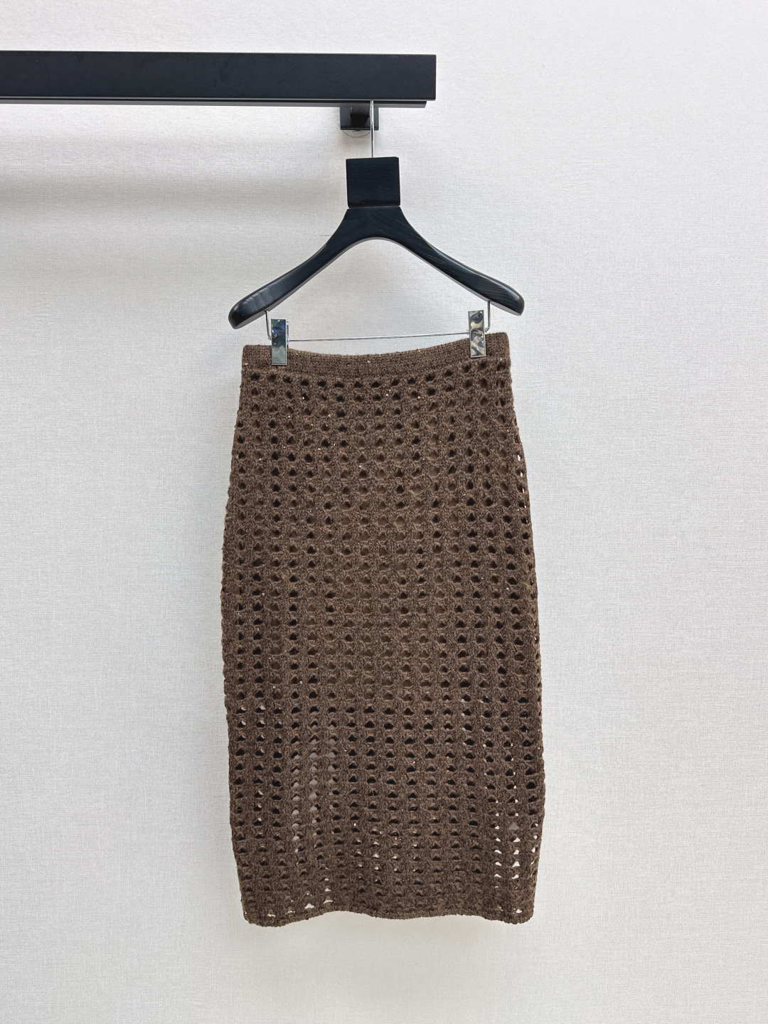 NO:465570,Walking high-end Bc 25Ss———The latest style of the shiny diamond yarn series in autumn and winter, old-fashioned style, a series of dazzling golden silk mohair hollow crochet vest + jacket + skirt, heavy industry luxury!  Customized imported special yarn from Italy contains high-gloss sequins and beautiful. The texture of furry milk is excellent. Swiss machine hooking craftsmanship. V-neck loose fit design creates a lazy, low-key and luxurious high-end feeling. The slightly lowered shoulder design is casual and elegant. Recommend a series of matching. Three-color spot sml skirts, skirts, jackets & coats, alexander wang19860909行走的高定 Bc 25Ss————秋冬最新款闪耀钻石纱系列老钱风穿搭一系列璀璨金丝马海毛镂空钩织马甲+外套+半裙 重工奢华绝绝子！定制意大利进口特种纱线内含高光亮片高级又美丽 毛茸茸奶呼呼的质感超赞 瑞士机钩织工艺 V领宽松版型设计打造慵懒的低调奢华的高级感 微落肩设计随性优雅 推荐一系列搭配 三色现货发售sml  半裙,,skirts,jackets & coats,alexander wang,Women's clothing