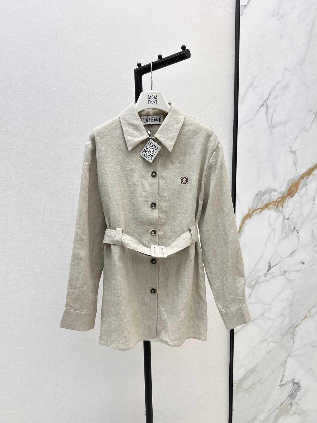 Loewe Linnen Blouse met Riem - Stijlvol en Comfortabel voor Elke Gelegenheid