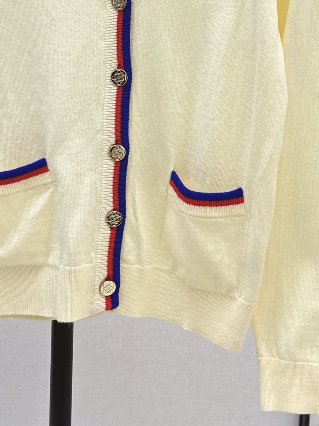 Loewe Women's Wool Cardigan with Logo Embroidery - Classic Style 6 cmp i1755991512325 4789 0 6