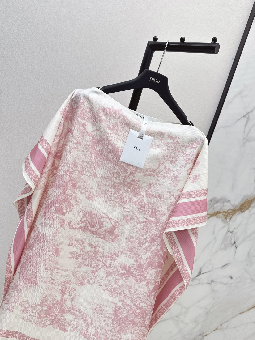 Dior 25SS Floral Silk Cape Dress - Romantic Resort Wear, Luxury Designer Style 4 cmp i1756373214686 8182 0 2