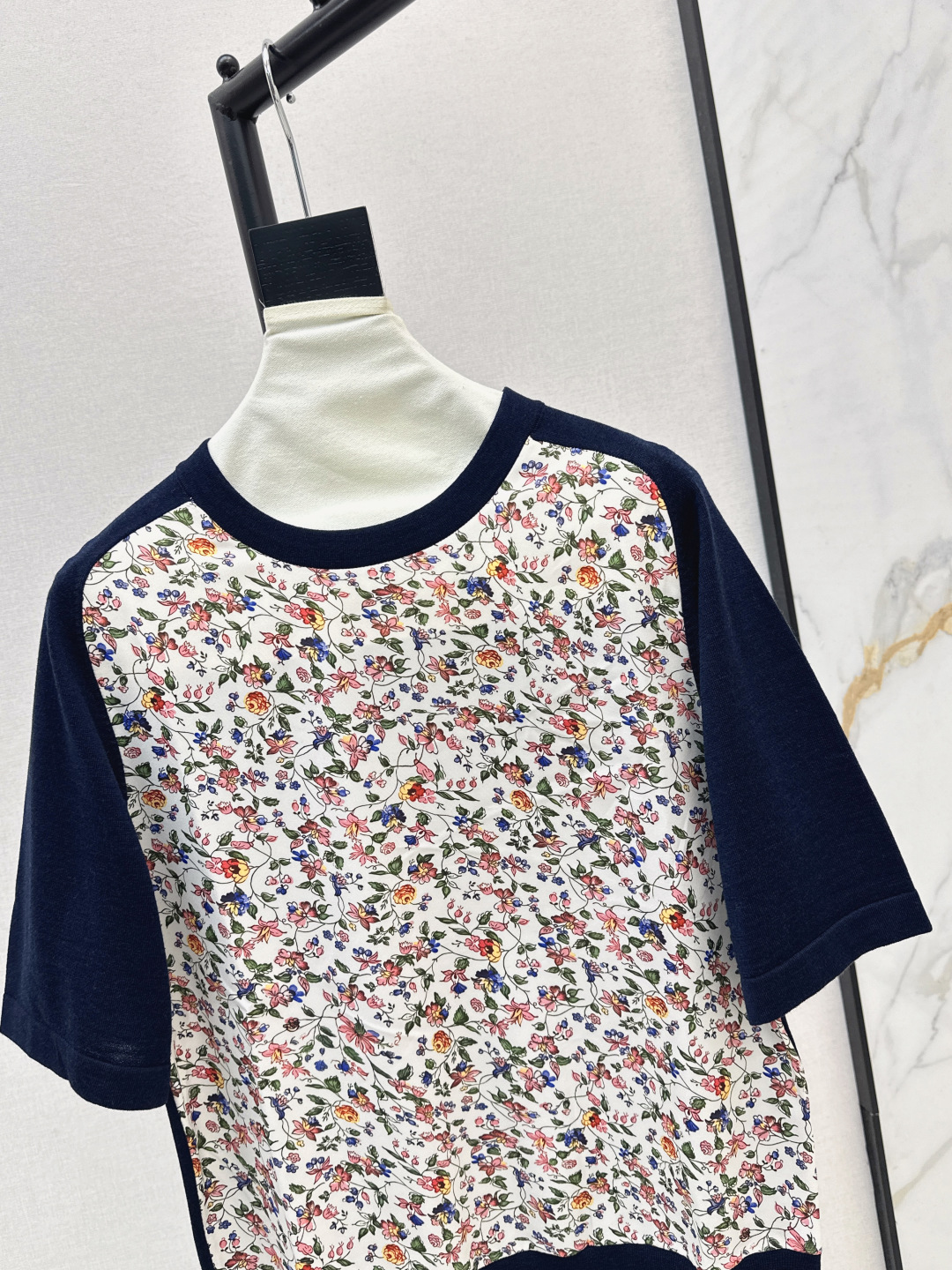 Elegant Floral Print Short Sleeve Sweater - Premium Women's Knit Top 4 cmp i1756374044214 9019 0 2