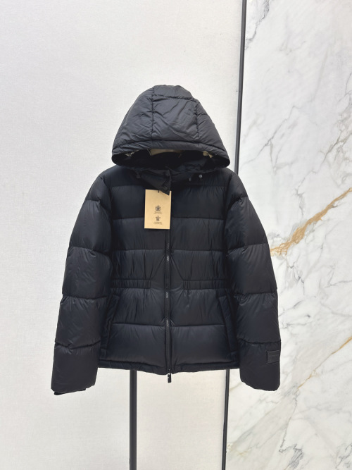 Burberry Hooded Puffer Jacket - Stylish & Warm Outerwear 1 Burberry Hooded Puffer Jacket - Stylish & Warm Outerwear