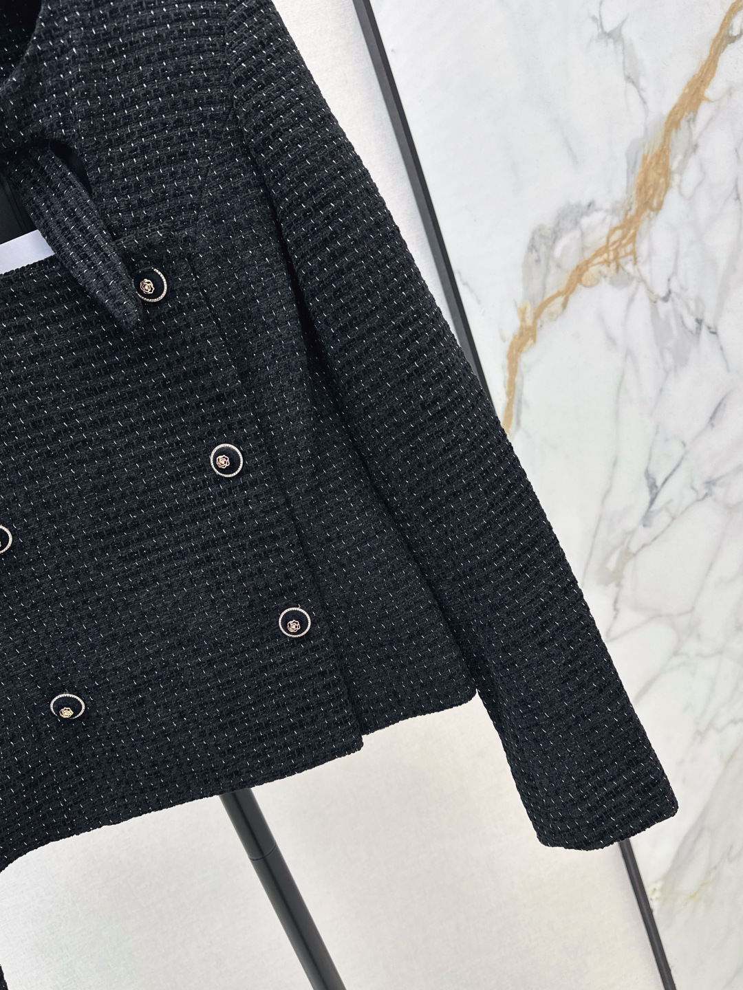 Elegant Tweed Jacket with Tie Neck and Gold Buttons 7 cmp i1756379859789 7591 0 5