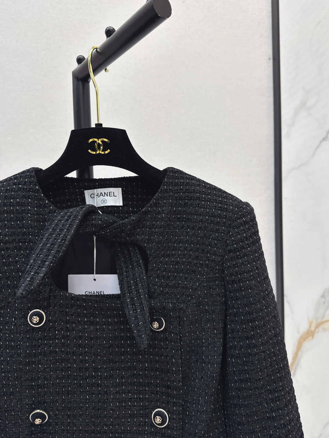 Elegant Tweed Jacket with Tie Neck and Gold Buttons 6 cmp i1756379859795 3171 0 4