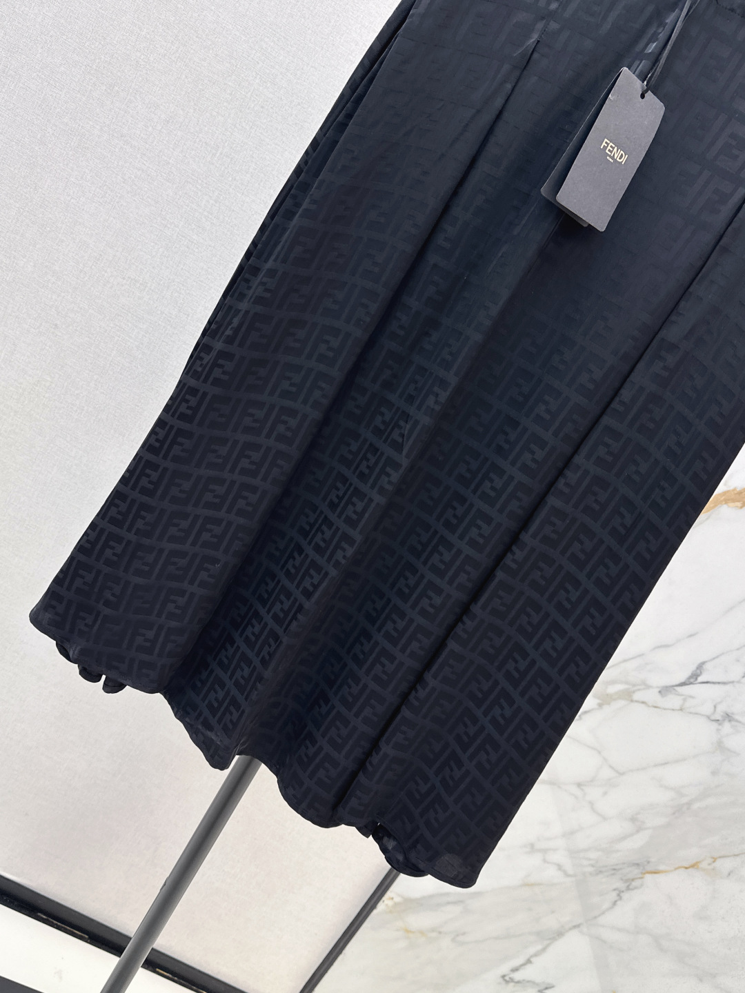 Fendi Women's Black Logo Jacquard Pleated Midi Skirt - Elegant and Chic 7 cmp i1756463246442 722 0 5