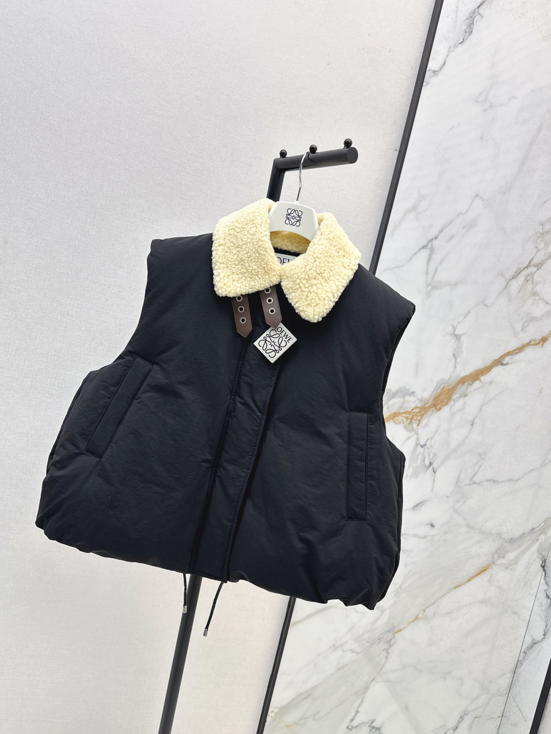 Loewe Women's Down Vest with Shearling Collar - Stylish & Warm 3 cmp i1756466590246 2674 0 1