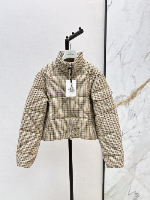 Moncler Houndstooth Puffer Jacket, Classic H-Shape, Lightweight, Comfortable 1 Moncler Houndstooth Puffer Jacket, Classic H-Shape, Lightweight, Comfortable