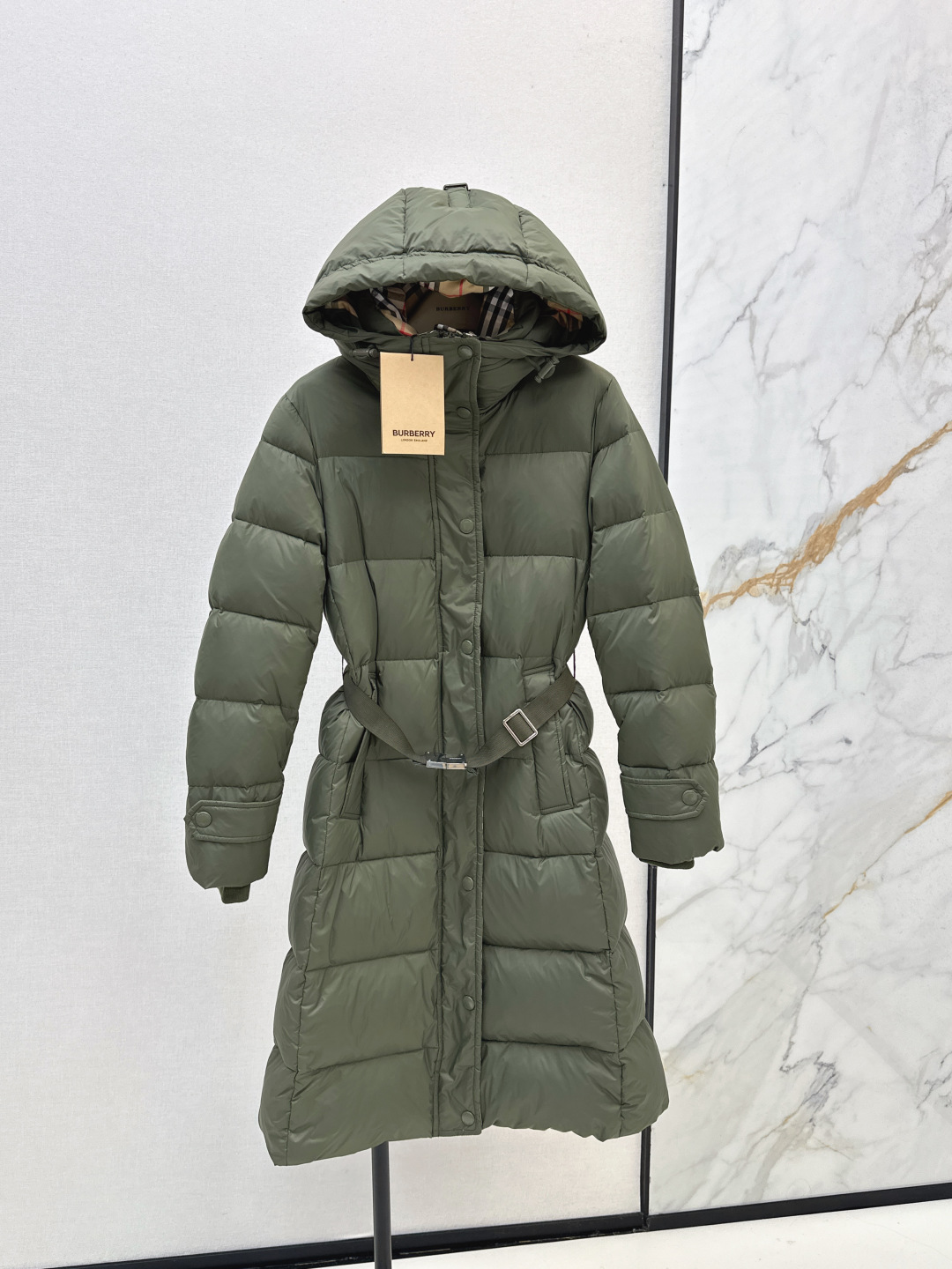 Burberry Gewatteerde Donsjas met Riem - Stijlvol en Warm voor de Winter