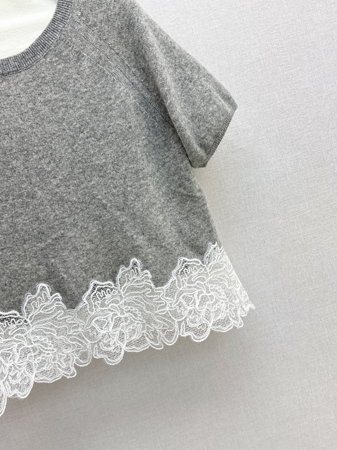 Elegant Lace Trim Wool Blend Sweater for Women - Short Sleeve, Stylish Design 7 cmp i1756522774886 2934 0 5