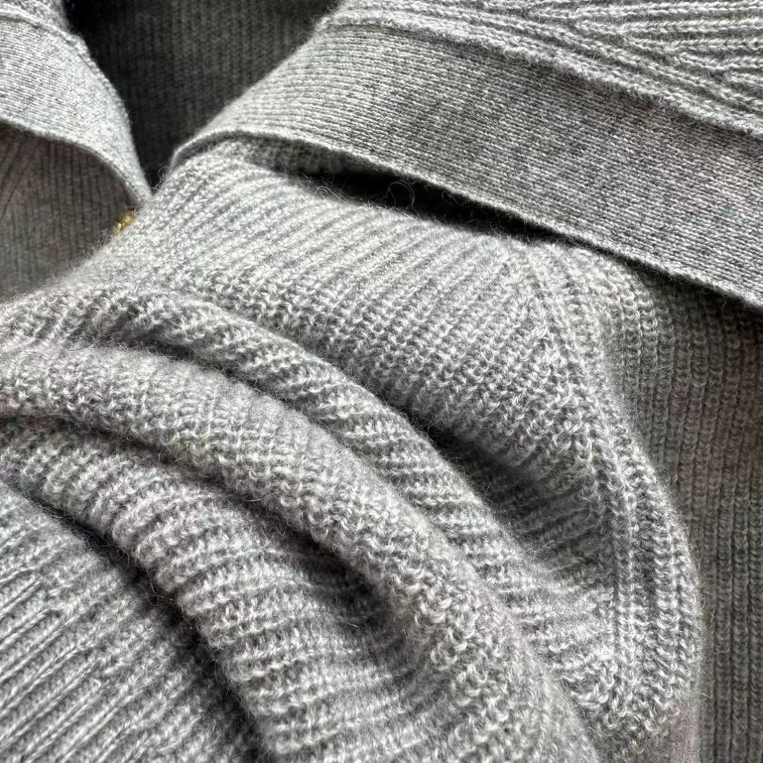 BV Wool Knit Cardigan Women's Large Lapel Metal Buckle Cashmere Sweater 8 cmp i1756603591923 147 0 6