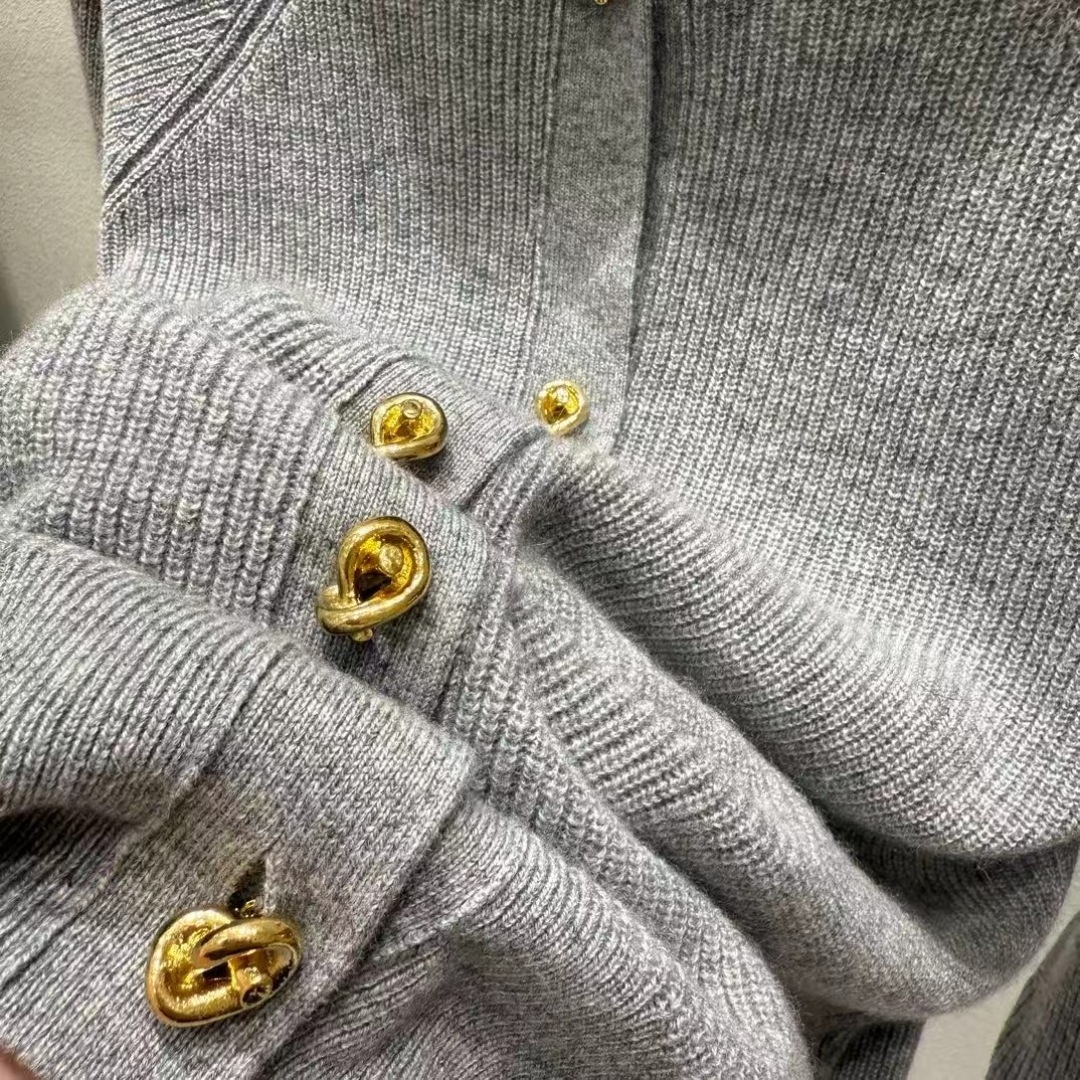 BV Wool Knit Cardigan Women's Large Lapel Metal Buckle Cashmere Sweater 7 cmp i1756603591929 4690 0 5