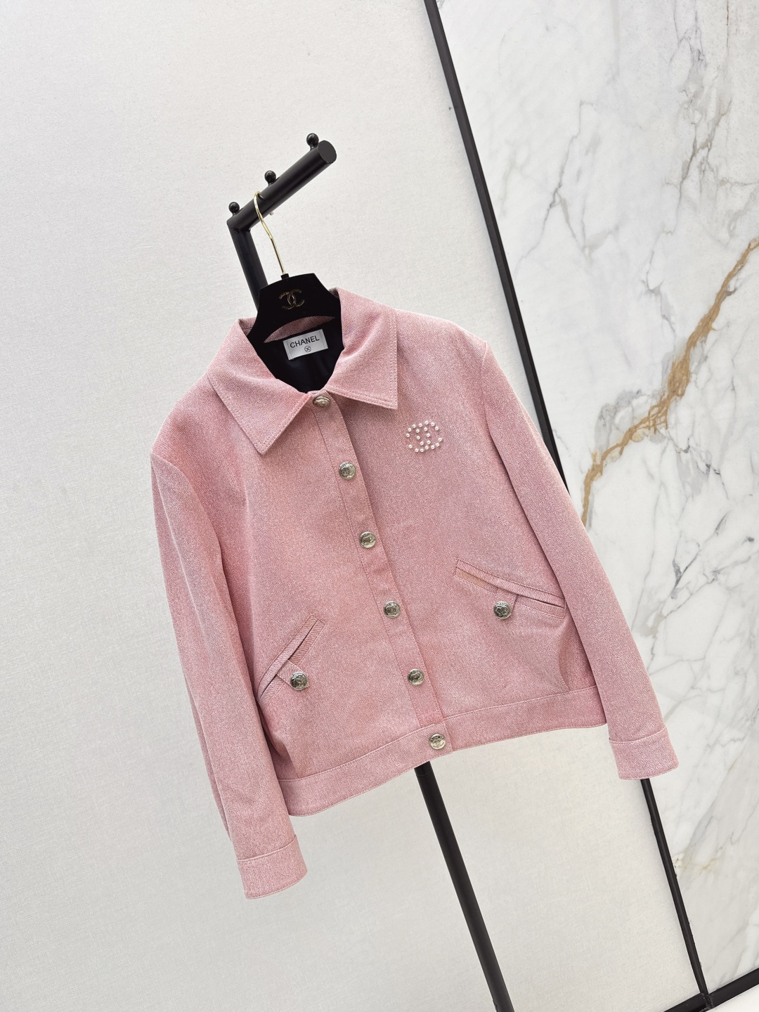 Chanel 25SS Pink Lambskin Jacket & Skirt Set with Logo and Pearl Details 4 cmp i1756610865115 9800 0 1