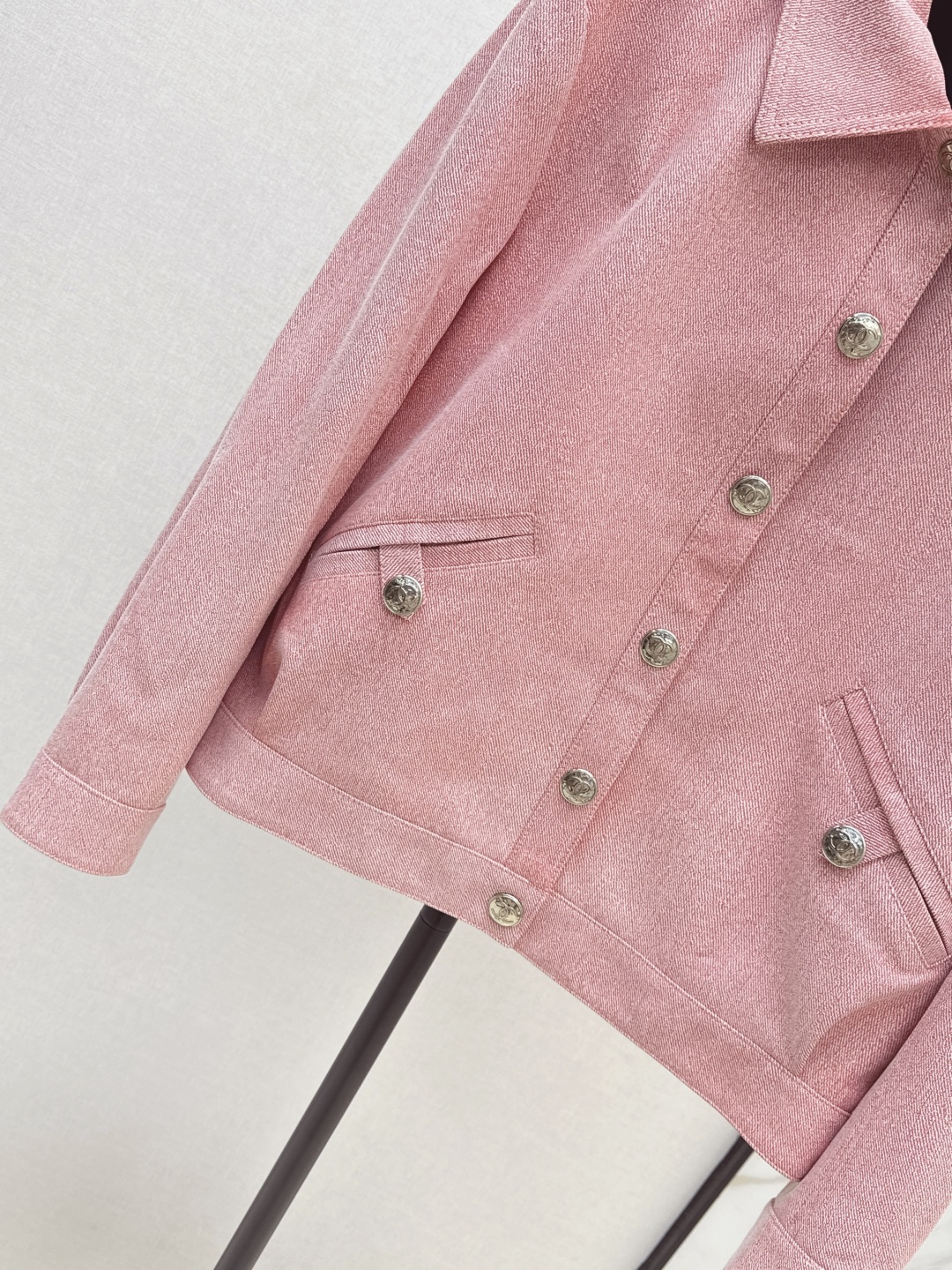 Chanel 25SS Pink Lambskin Jacket & Skirt Set with Logo and Pearl Details 8 cmp i1756610865117 379 0 6