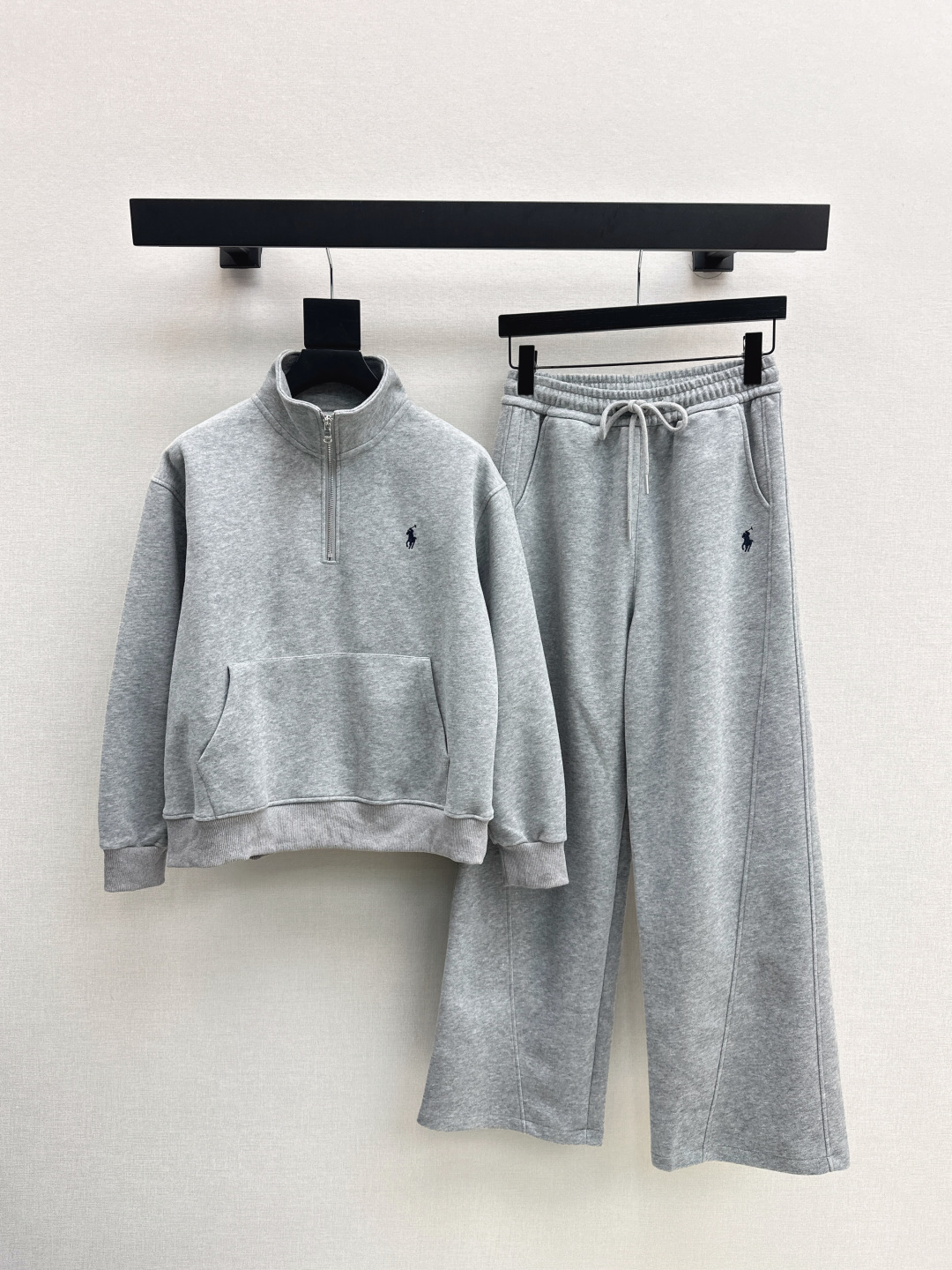 Ralph Lauren Women's Gray Fleece Activewear Relaxed Fit Sweat Suit Set 2 cmp i1756612141238 3435 0 0