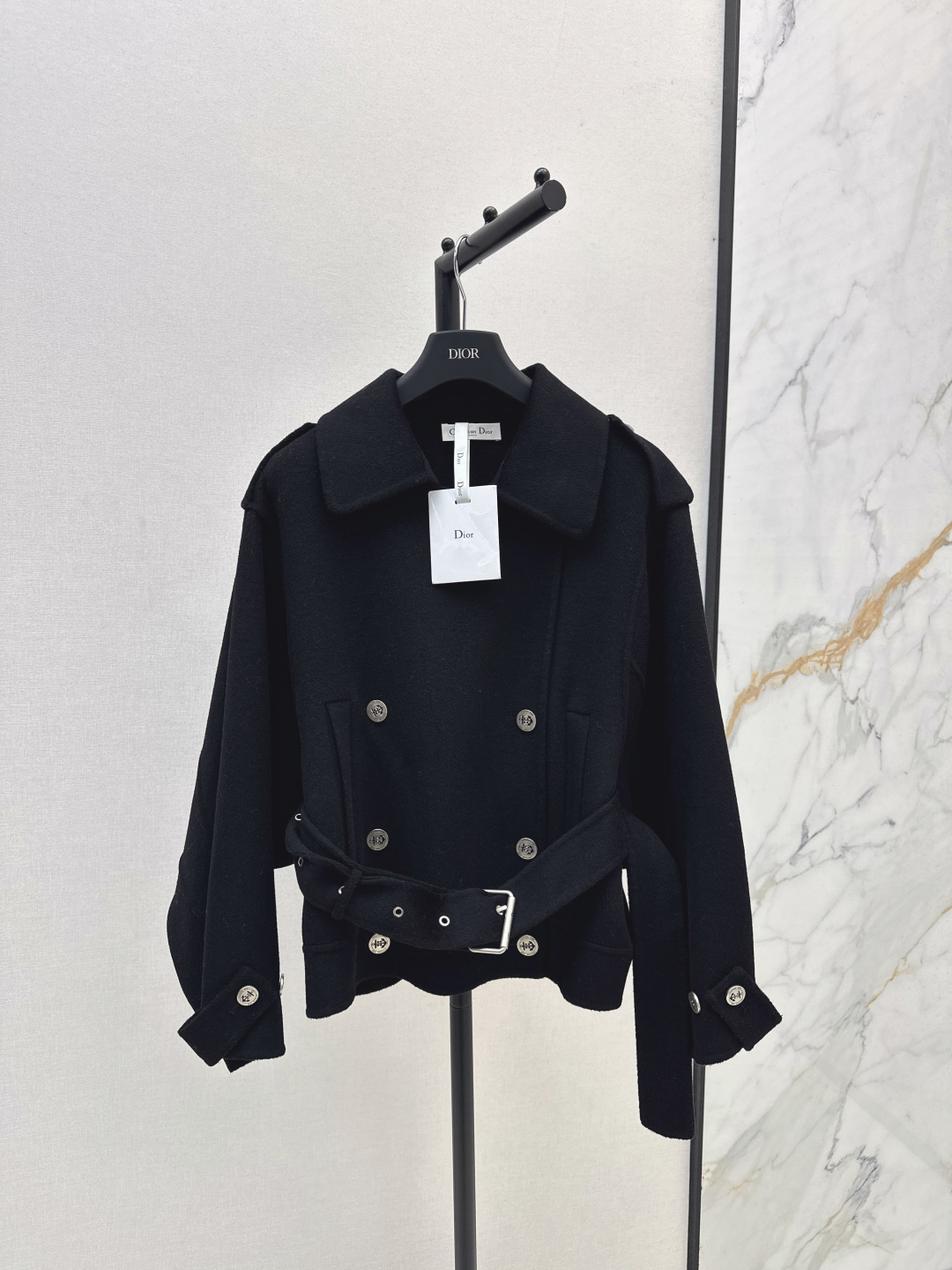 Dior Veste Croisée Courte en Laine et Cachemire avec Ceinture - Élégance Intemporelle