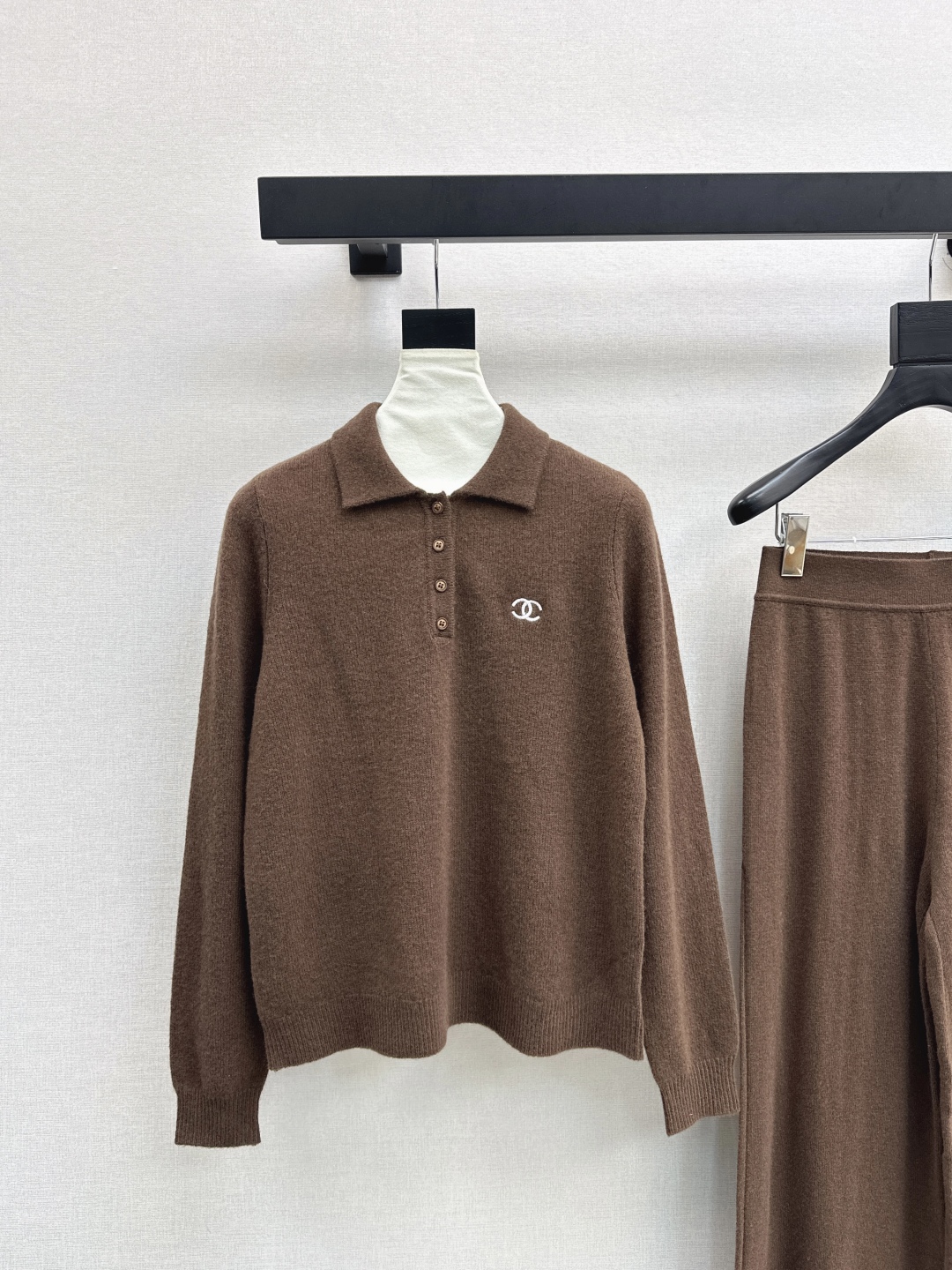 Women's Wool Set with Embroidered Logo Polo Knit and Straight-Leg Pants 3 cmp i1756615440343 7248 0 1