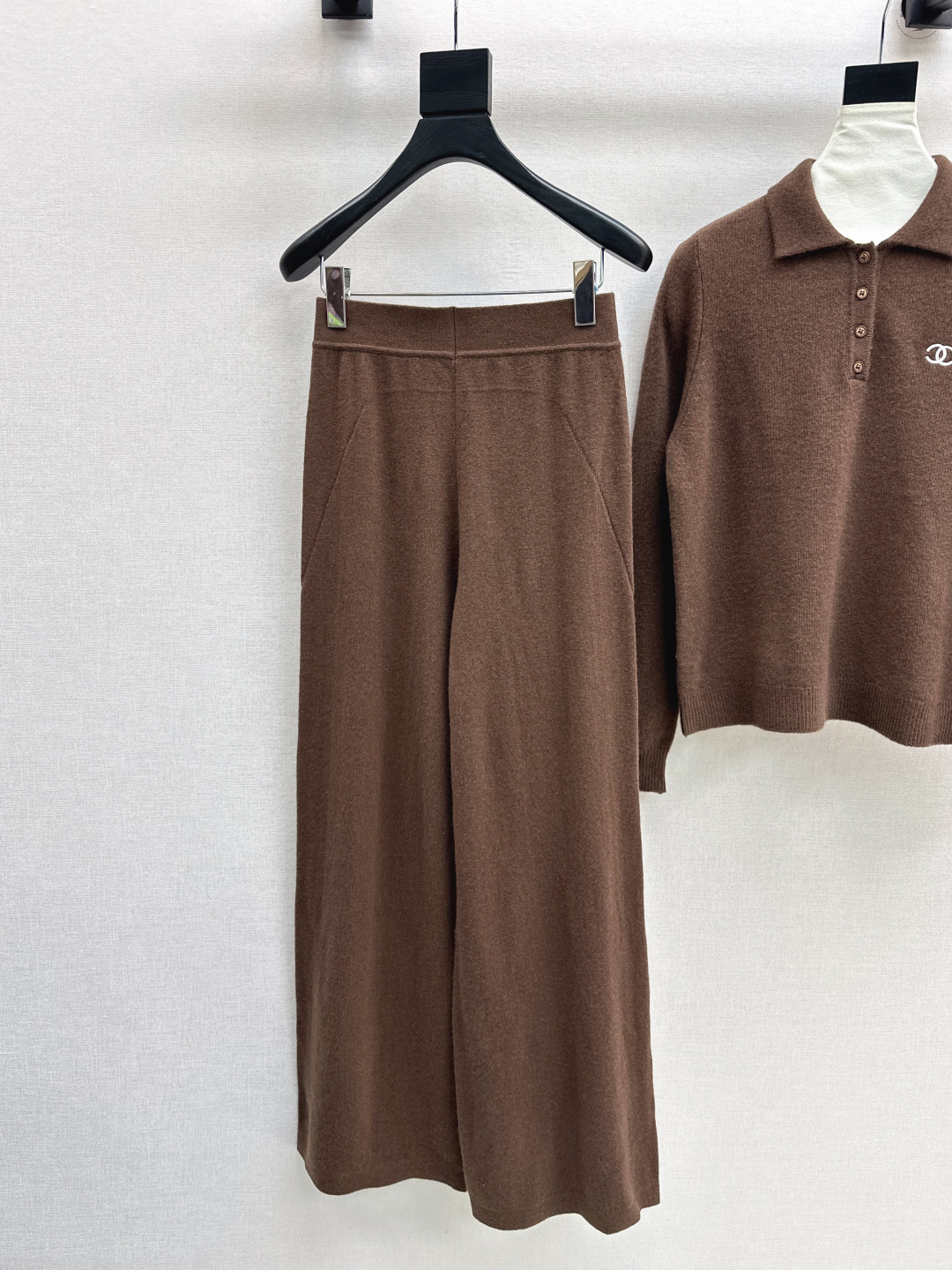 Women's Wool Set with Embroidered Logo Polo Knit and Straight-Leg Pants 10 cmp i1756615440343 8746 0 8