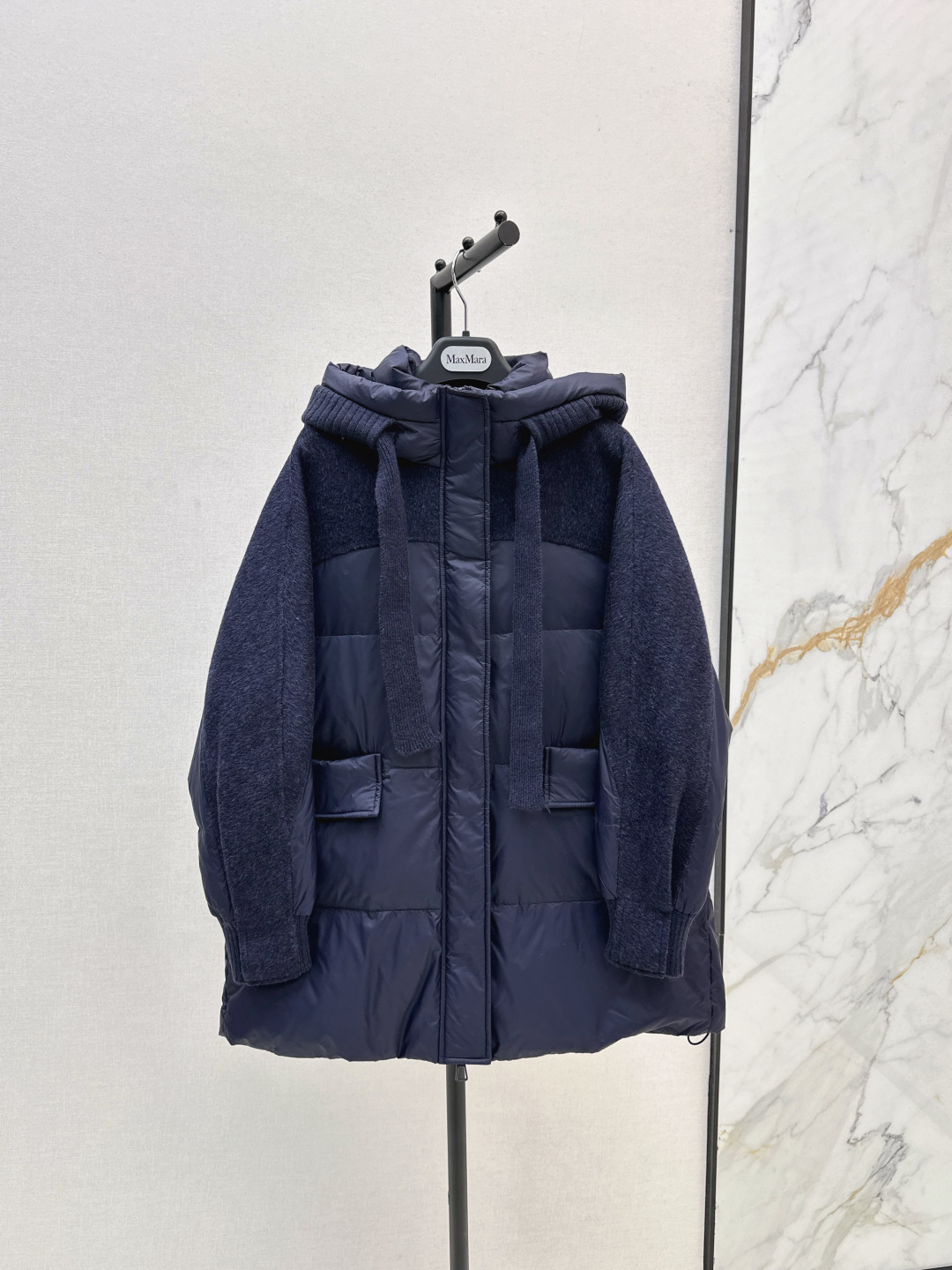 Stylish Women's Color Block Wool Sleeve Hooded Puffer Coat - Winter Essential 3 cmp i1756617438984 9399 0 1