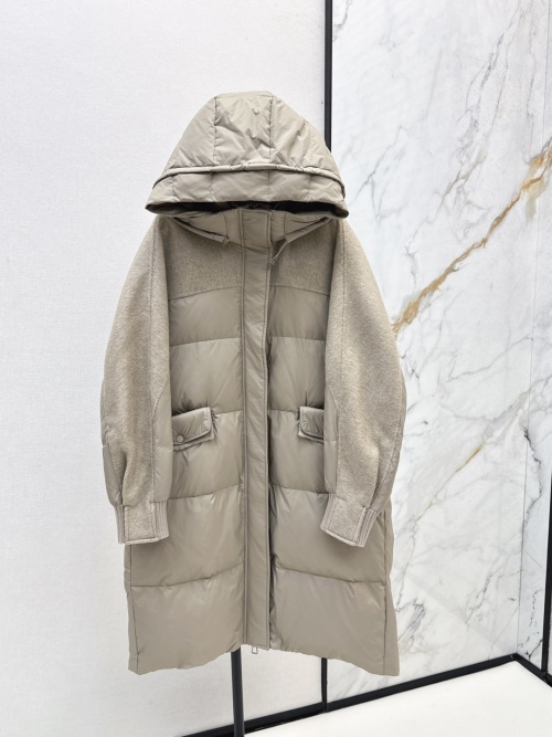Hooded Long Puffer Coat with Wool Sleeves - Stylish Winter Warmth 1 Hooded Long Puffer Coat with Wool Sleeves - Stylish Winter Warmth