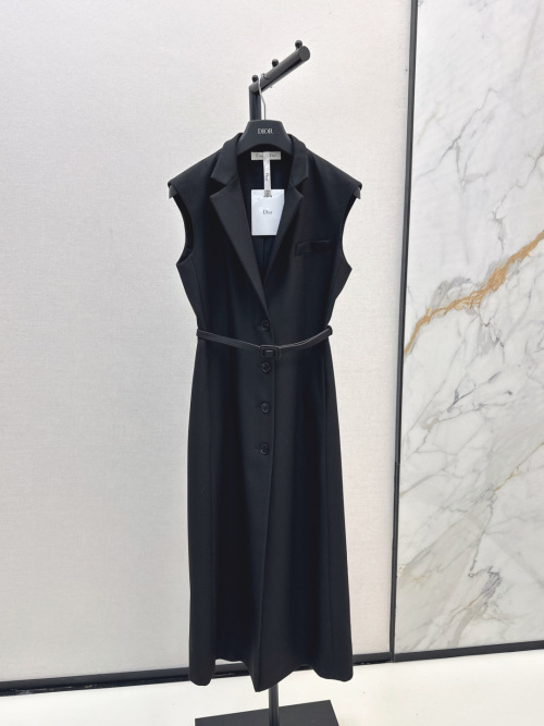 Dior Sleeveless Blazer Dress with Belt, V-Neck, and Button-Down Design 1 Dior Sleeveless Blazer Dress with Belt, V-Neck, and Button-Down Design