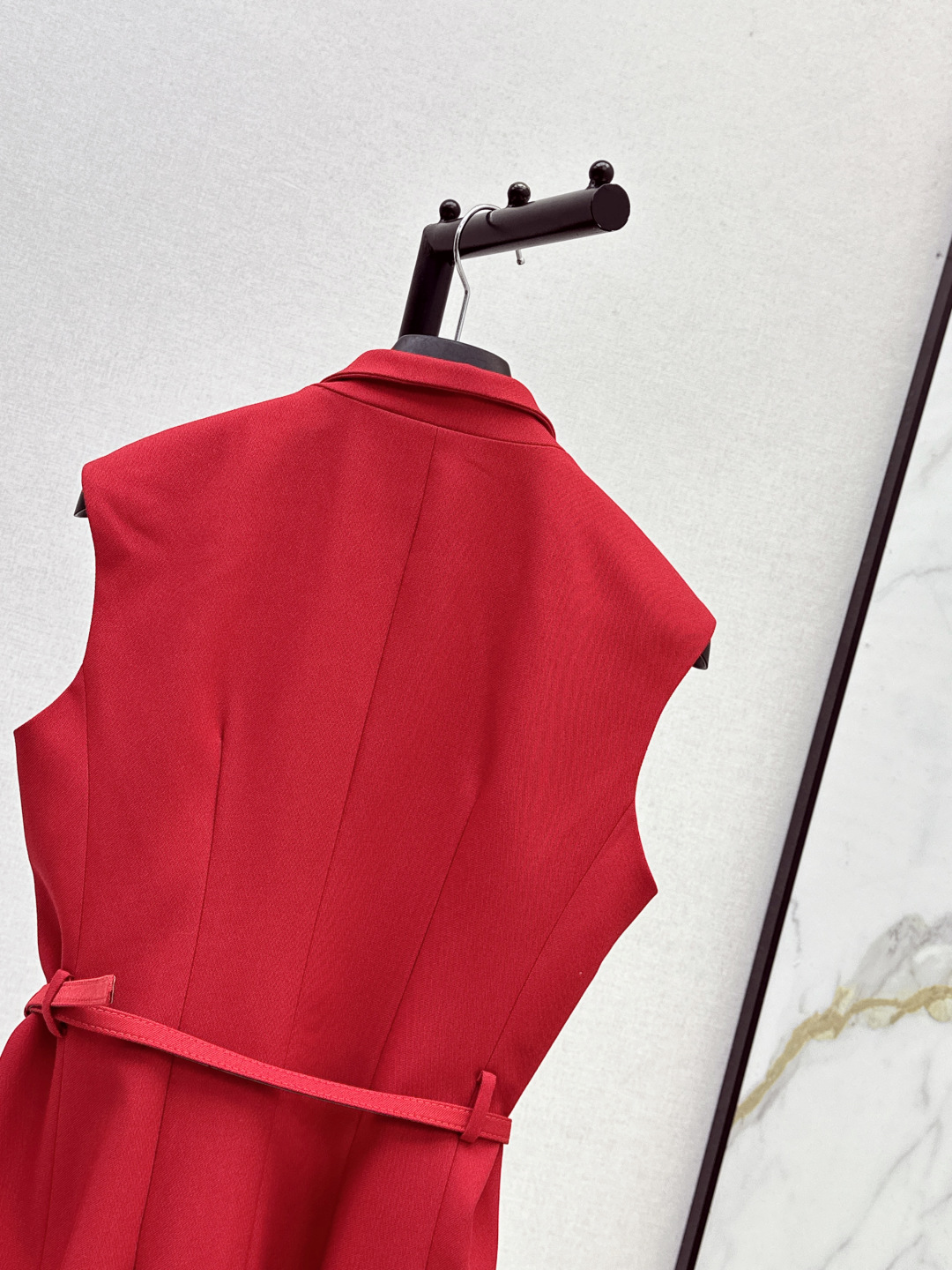 Dior Sleeveless Blazer Dress with Belt - Autumn Collection - Slim Fit 10 cmp i1756709834743 6586 0 8
