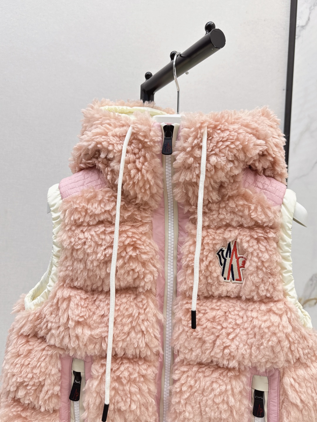 Moncler Women's Pink Teddy Fleece Down Vest Hooded Winter Warm Outerwear 6 cmp i1756711316587 3636 0 4