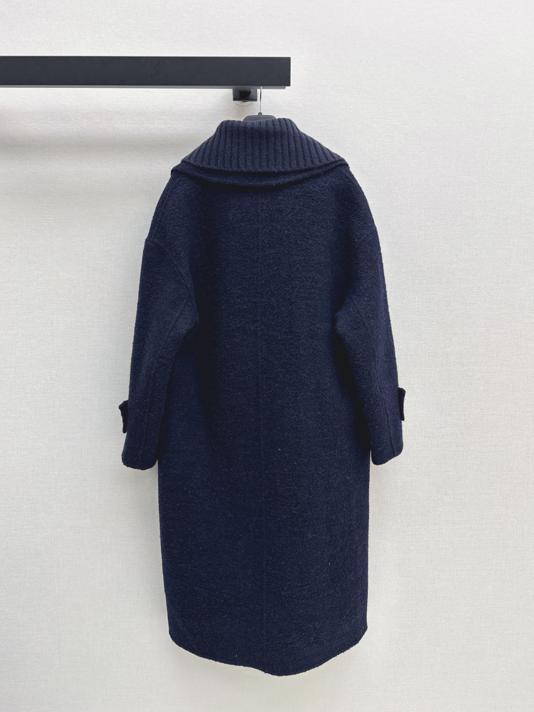 Max Mara Wool Blend Double-Breasted Coat with Detachable Down Vest 10 cmp i1756713939352 895 0 8
