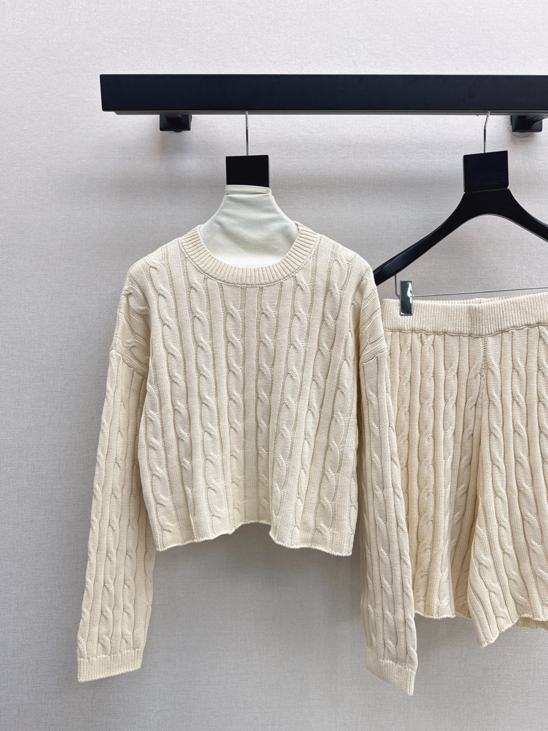 Wool Knit Sweater and Shorts Set - Elegant Cable Knit Loungewear for Women 3 cmp i1756714486184 9896 0 1