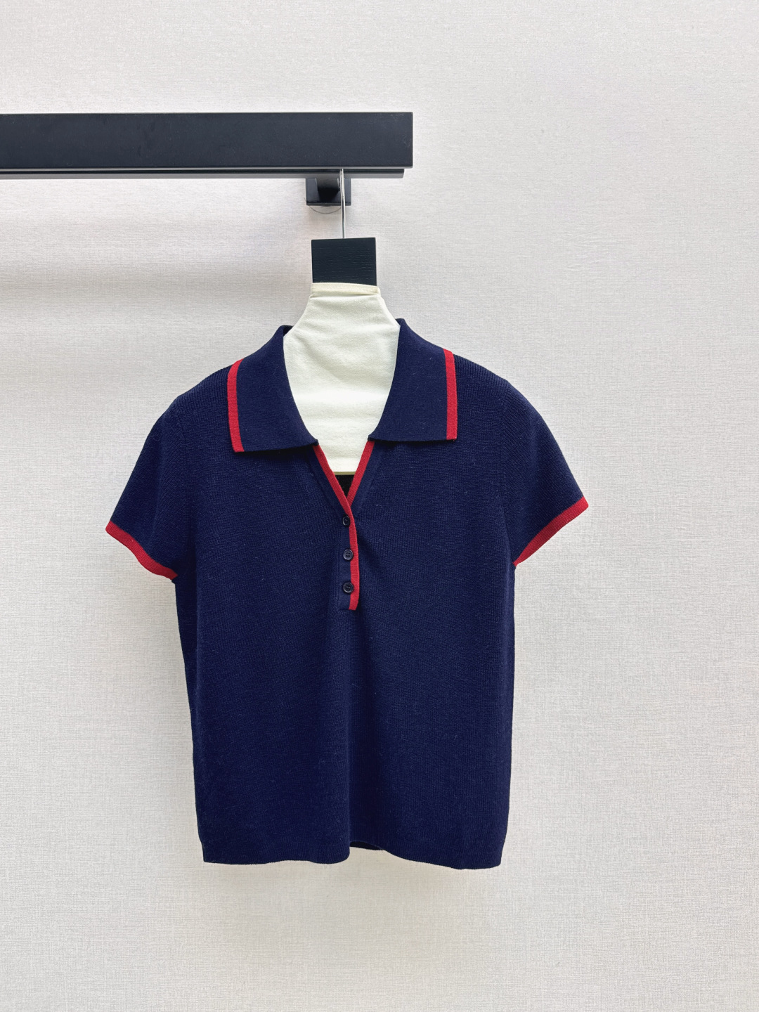 Stylish Polo Collar Short Sleeve Sweater - Chic and Flattering Design 2 cmp i1756715172999 2051 0 0