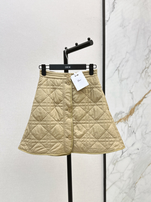 Dior Quilted Nylon Mini Skirt A-Line Modern Elegant Slim Fit 1 Dior Quilted Nylon Mini Skirt A-Line Modern Elegant Slim Fit