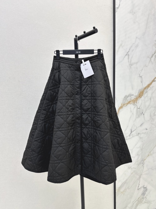Dior Quilted Midi Skirt - Elegant A-Line Silhouette, Modern Chic Style 1 Dior Quilted Midi Skirt - Elegant A-Line Silhouette, Modern Chic Style