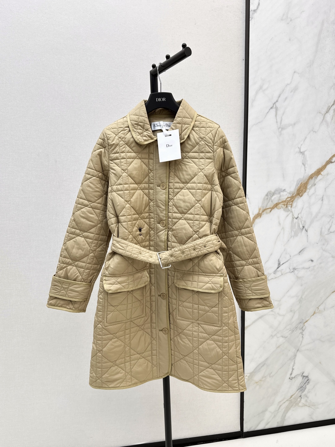 Dior Damesjas - Gewatteerd met ceintuur, Tijdloze elegantie voor het najaar