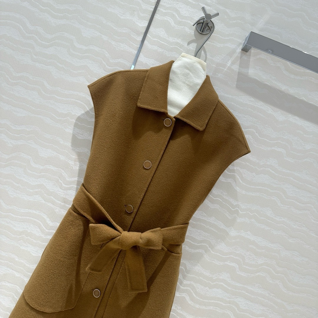 Elegant Wool Blend Sleeveless Coat with Belt, Lapel Collar and Pockets 3 cmp i1756775223567 3535 0 1