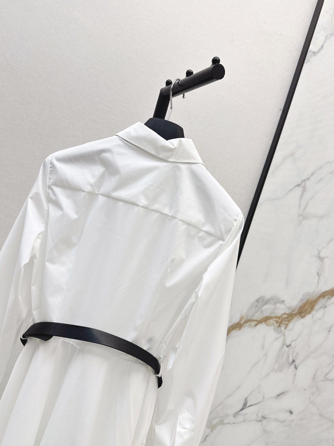Dior White Cotton Poplin Dress with Ruffled Trim and Belt 10 cmp i1756795609300 3116 0 8
