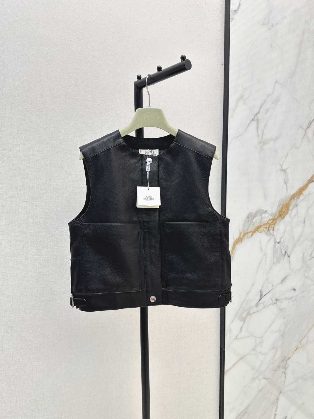 Hermès Latest Genuine Leather Vest Jacket - Autumn/Winter Collection