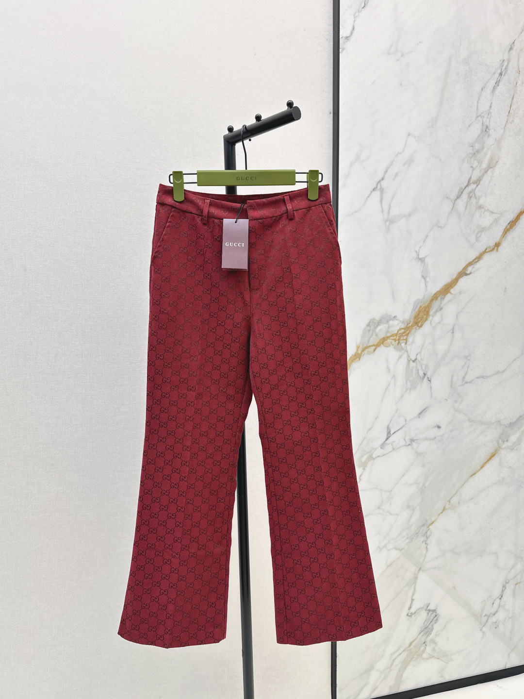 NO:487420,Gu 25Ss———The latest red double G jacquard series in autumn and winter. High-waisted straight trousers. Suitable for wearing in all occasions. Easily lifted temperament. Super high-end. It has a sense of aura. High-waisted straight-fitting. It is a cut that can automatically slim and look taller. The upper body is extremely elegant and has a high-end style. The upper body is extremely stylish. It is a smlxl,,jackets & coats,business suit,alexander wang.19860909Gu 25Ss———秋冬最新款红色双G提花系列 高腰直筒长裤 各种场合都适合穿 秒抬气质 超级高级 自带气场感 高腰直筒版型 属于自动修身显瘦显高的剪裁 上身气质绝绝子 满印的双G提花面料 喜欢老花的一定不要错过 搭配同系列西装外套 上身简直绝了 优雅减龄 通勤休闲都很不错 一色现货发售smlxl,,jackets & coats,business suit,alexander wang,Women's clothing