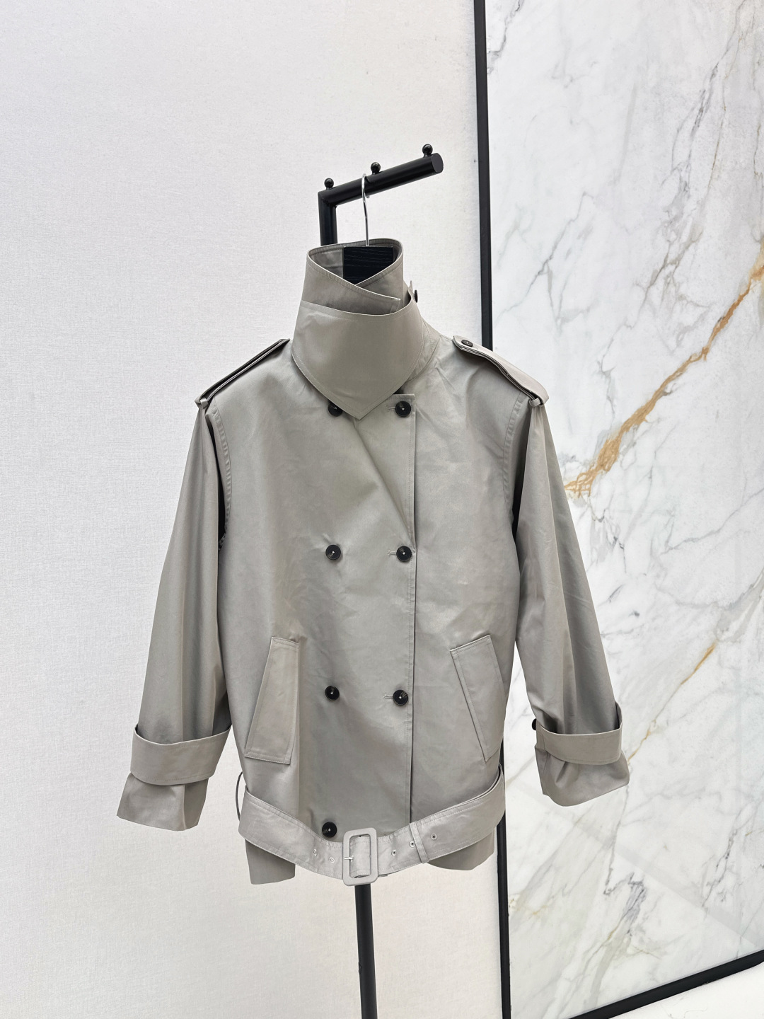 Women's Wide-Shoulder Trench Coat - Stylish & Versatile Fall Outerwear 2 cmp i1757829246801 2005 0 0