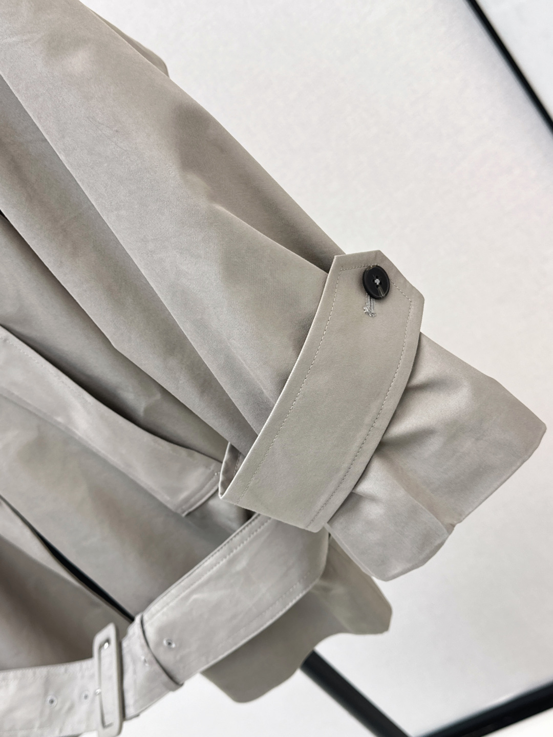Women's Wide-Shoulder Trench Coat - Stylish & Versatile Fall Outerwear 7 cmp i1757829252957 3272 0 5